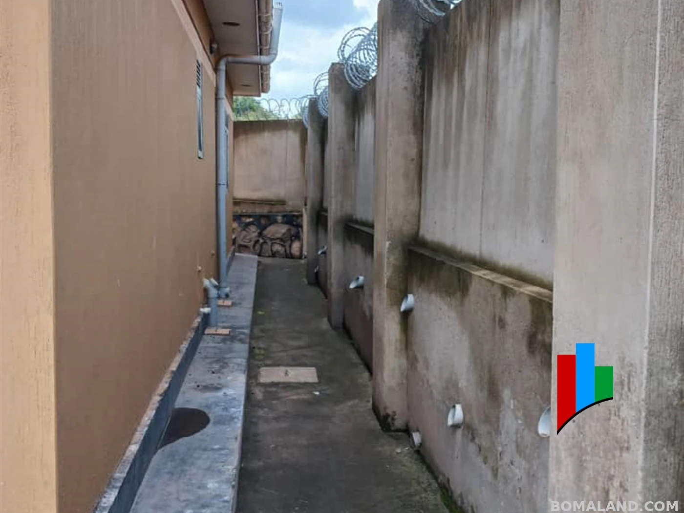 2 bedroom Bungalow for sale in Kasangatikiti Wakiso Uganda