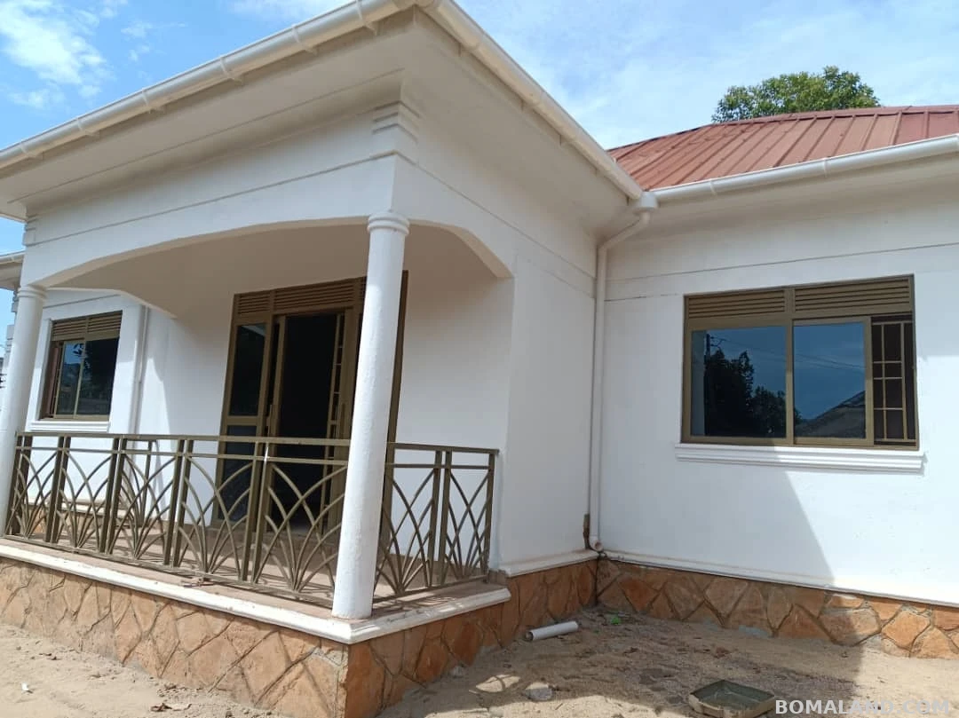 3 bedroom Bungalow for sale in Seguku Wakiso Uganda