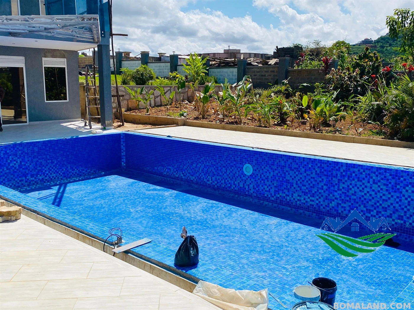 7 bedroom Mansion for sale in Kigo Wakiso Uganda