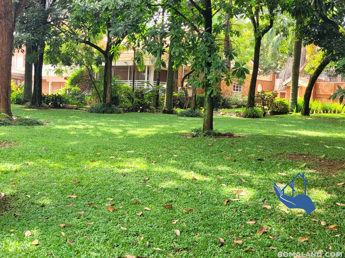 4 bedroom Bungalow for rent in Muyenga Kampala Uganda