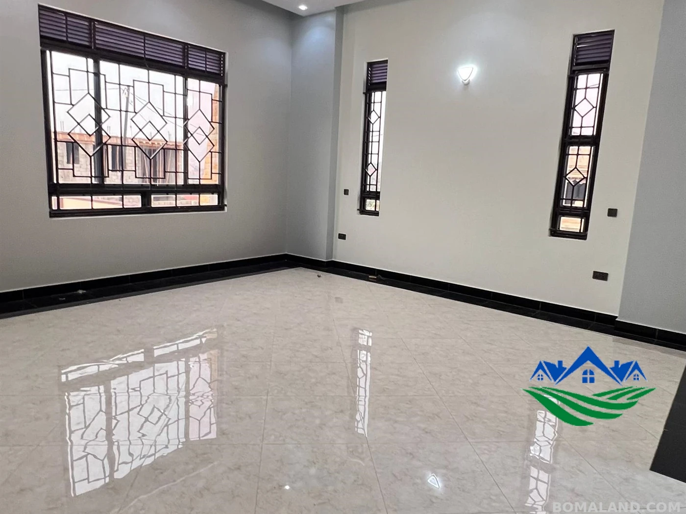 5 bedroom Bungalow for sale in Kitende Wakiso Uganda