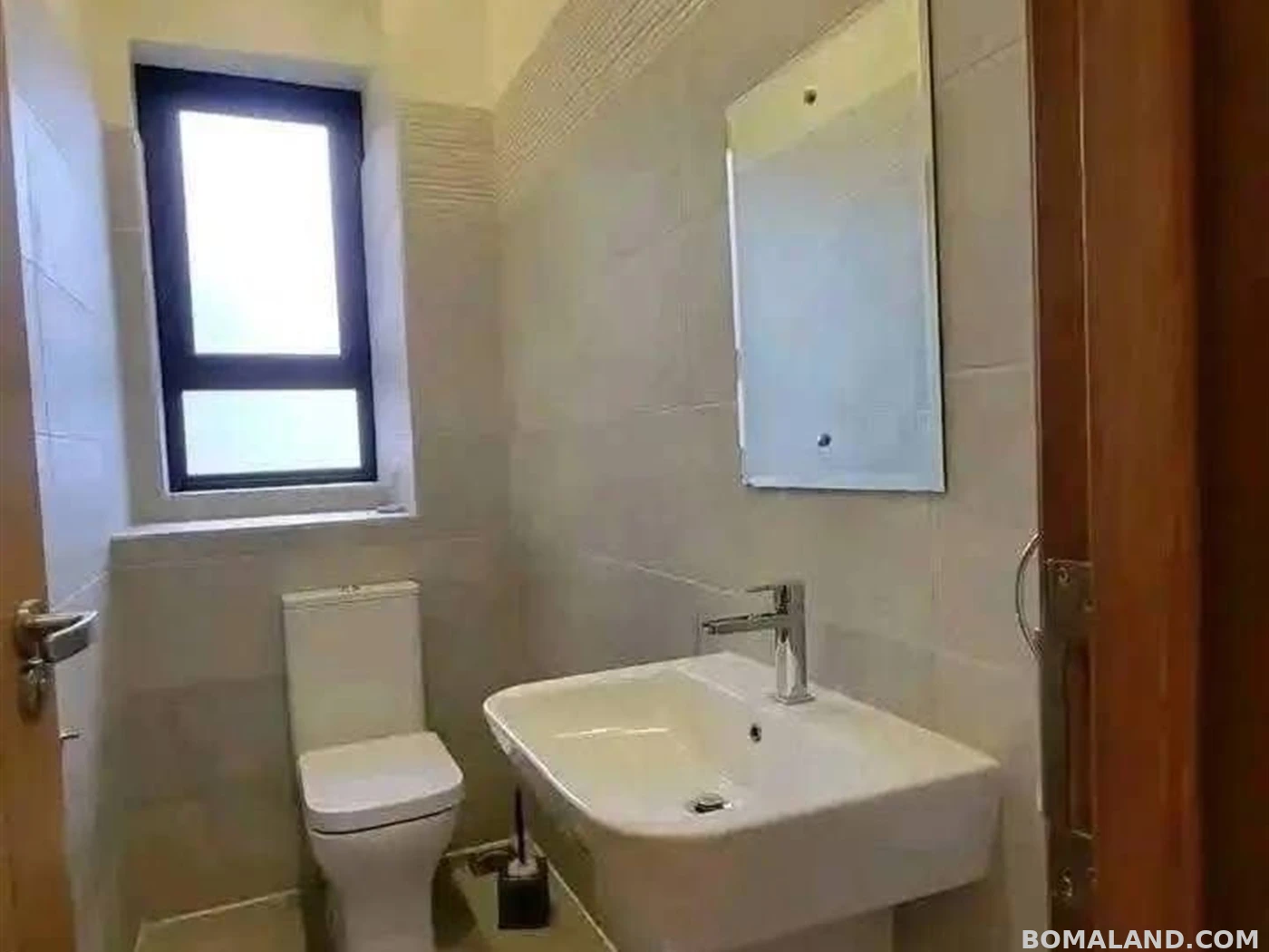 3 bedroom Condominium for sale in Bugoloobi Wakiso Uganda