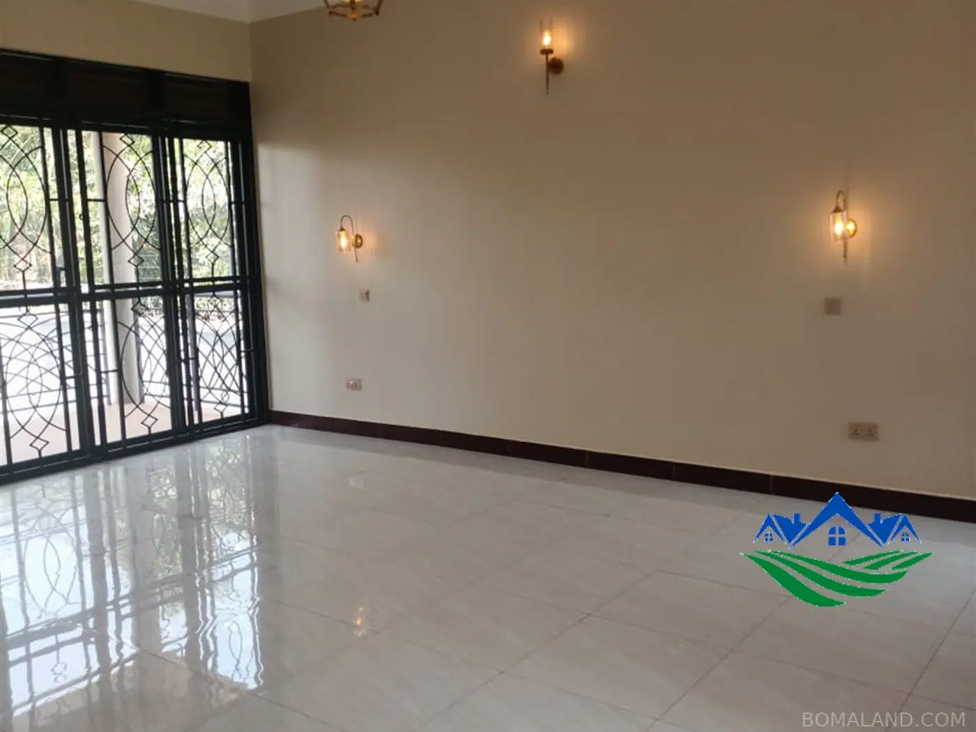 4 bedroom Storeyed house for sale in Kira Wakiso Uganda