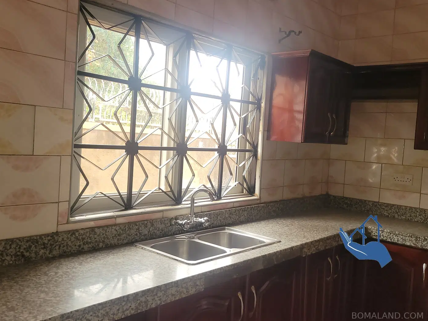 14 bedroom Bungalow for rent in Kansanga Kampala Uganda