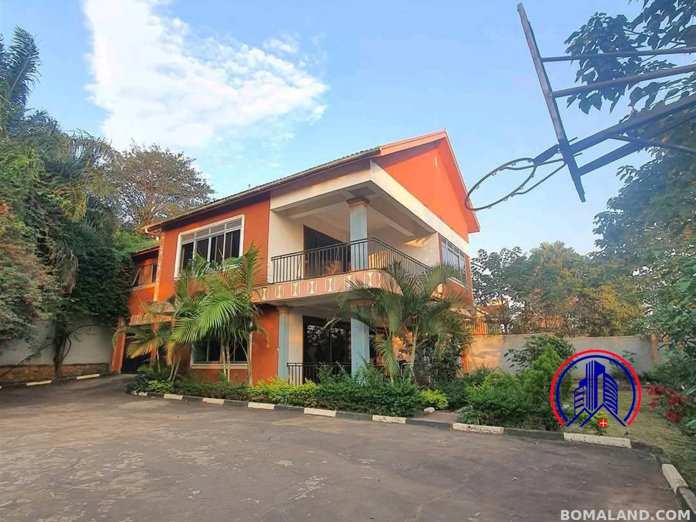 5 bedroom Storeyed house for rent in Kansanga Kampala Uganda