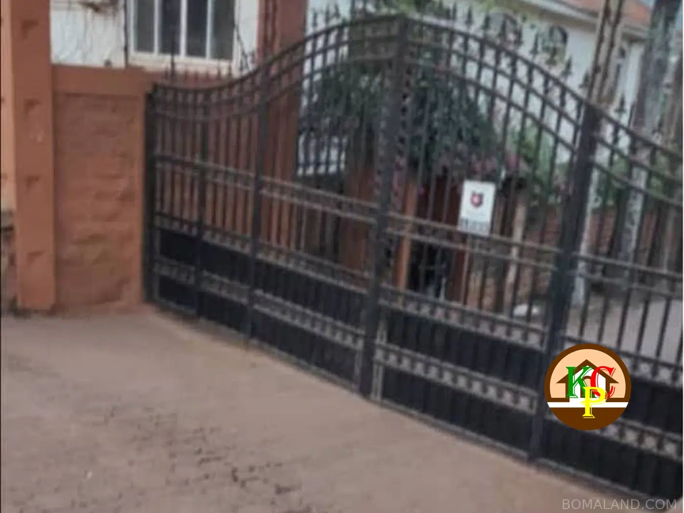 4 bedroom Storeyed house for rent in Lugogo Kampala Uganda