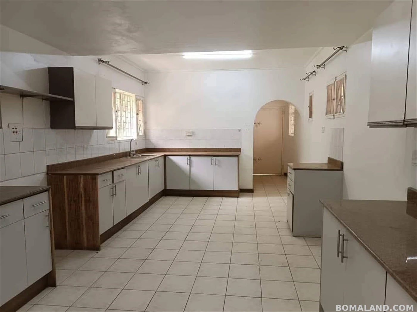 4 bedroom Bungalow for sale in Kololo Kampala Uganda