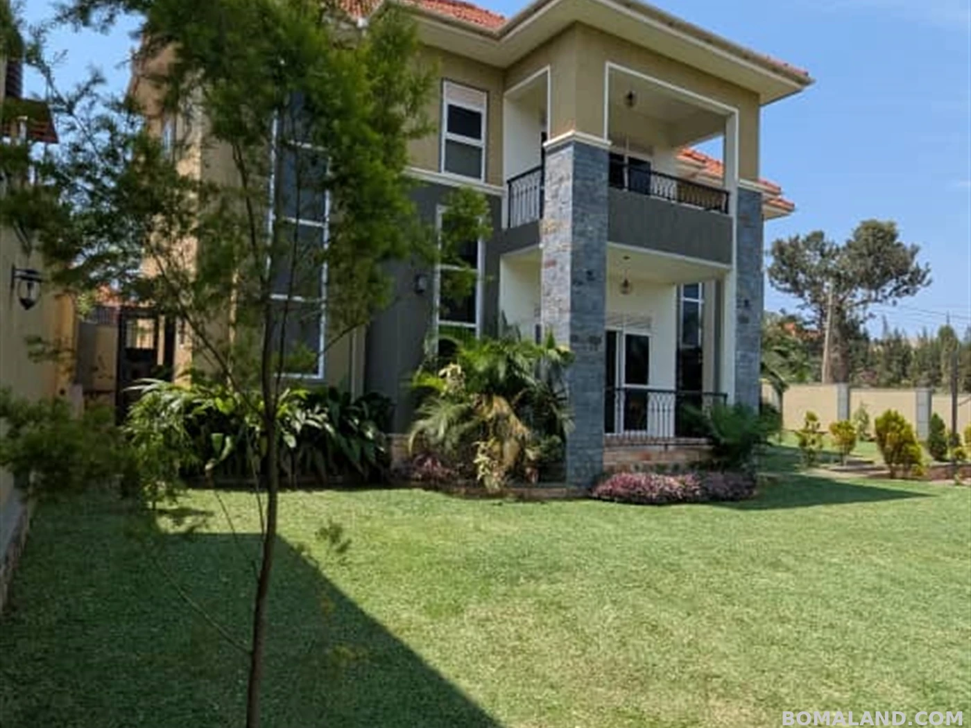 5 bedroom Mansion for sale in Kitende Wakiso Uganda