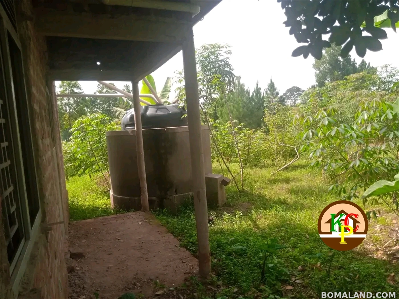 3 bedroom Shell House for sale in Nakanyonyi Mukono Uganda