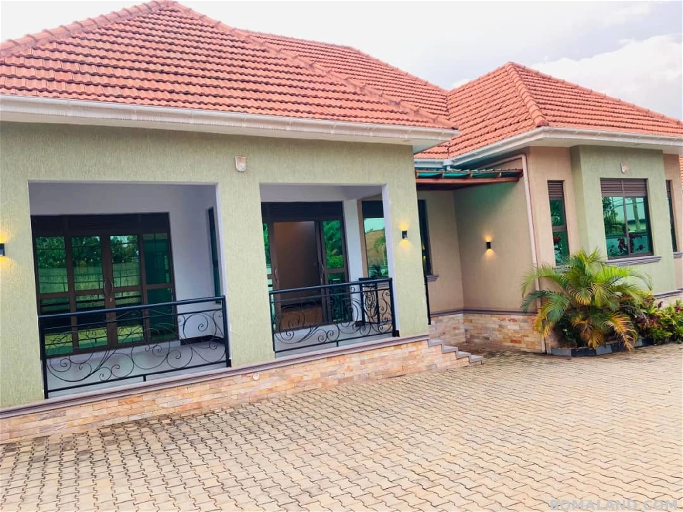 4 bedroom Bungalow for sale in Bwebajja Wakiso Uganda