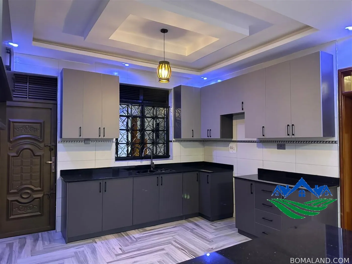 5 bedroom Mansion for sale in Bwebajja Wakiso Uganda