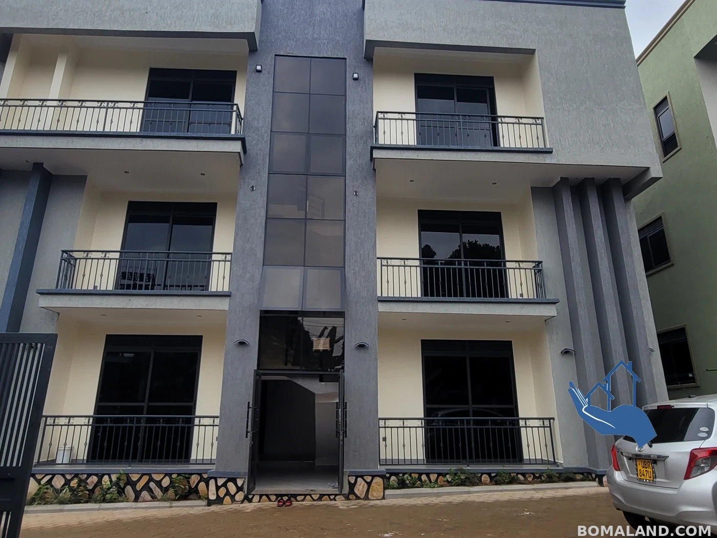 3 bedroom Apartment block for sale in Munyonyo Kampala Uganda