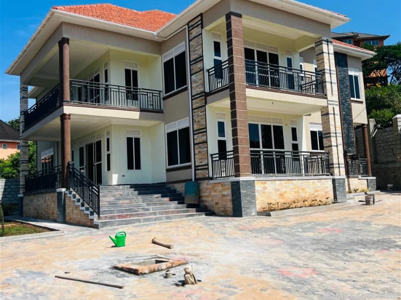 6 bedroom Storeyed house for sale in Bwebajja Wakiso Uganda