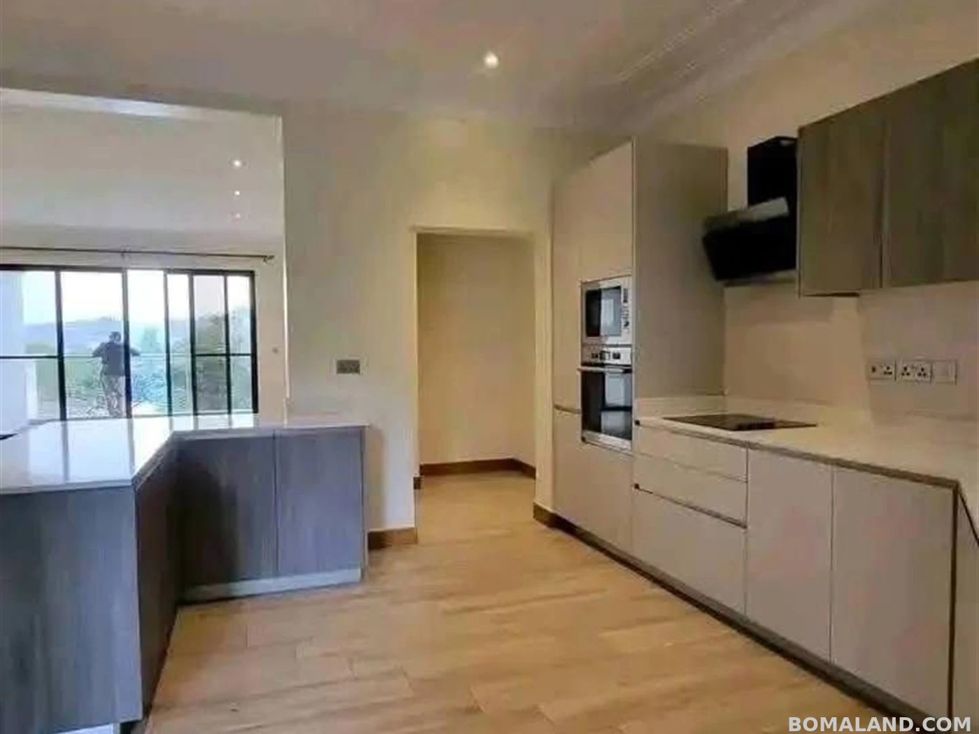 3 bedroom Condominium for sale in Bugoloobi Wakiso Uganda