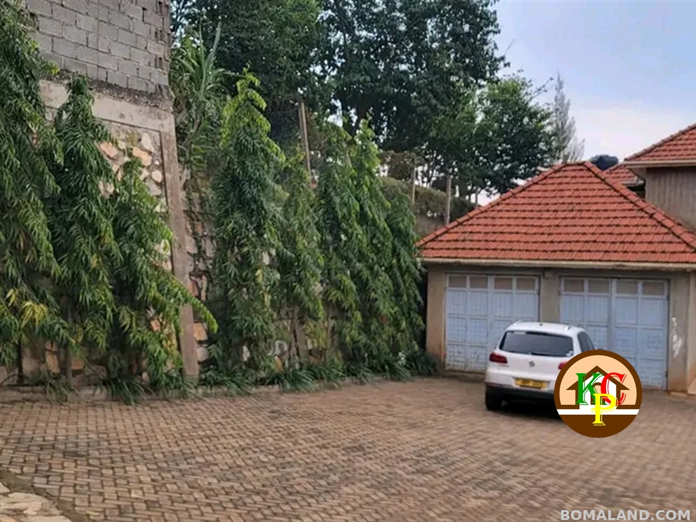 5 bedroom Bungalow for sale in Kira Wakiso Uganda