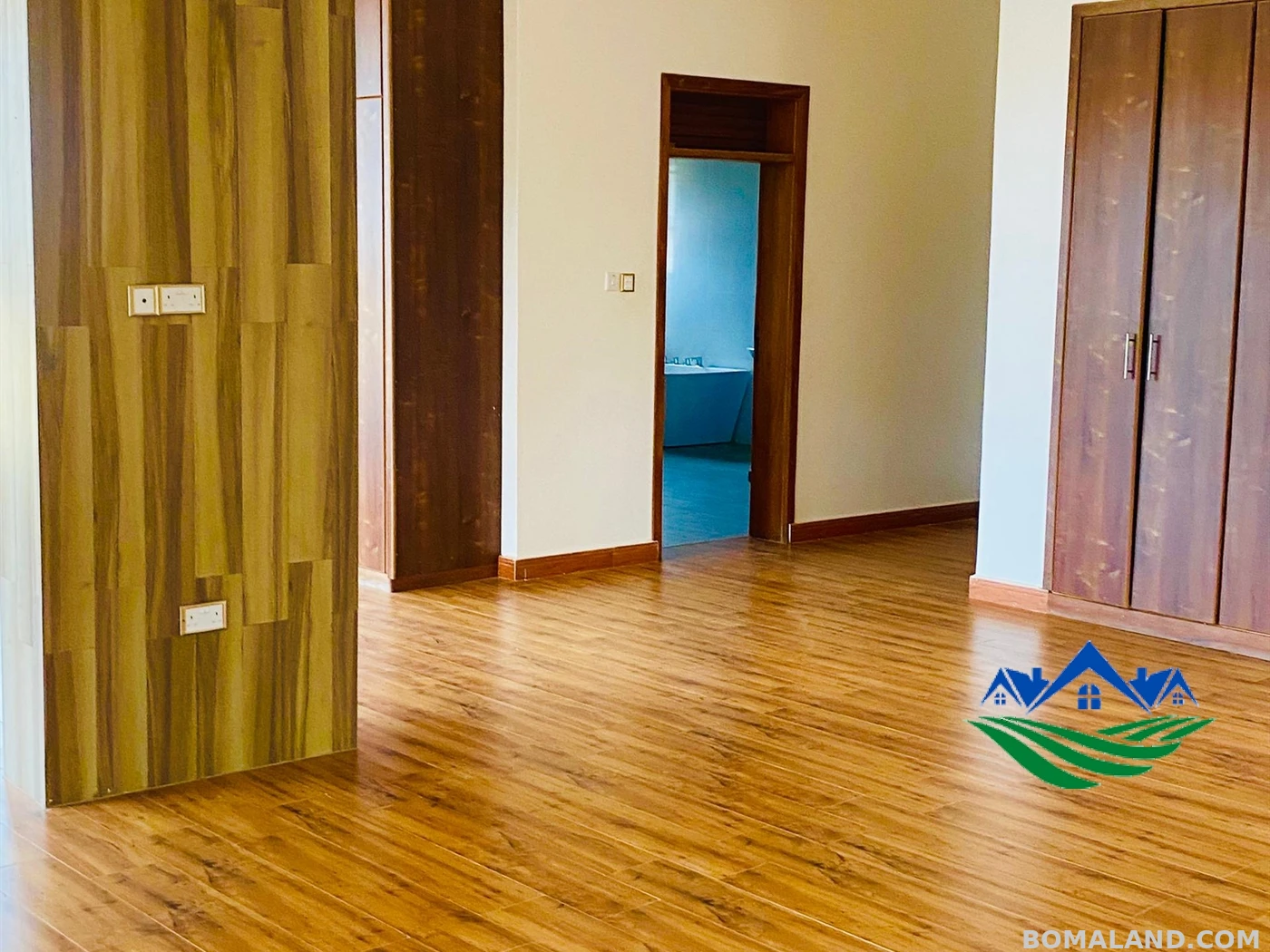 4 bedroom Mansion for sale in Kawuku Wakiso Uganda