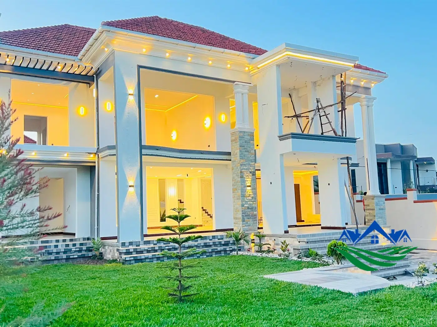 6 bedroom Mansion for sale in Kigo Wakiso Uganda