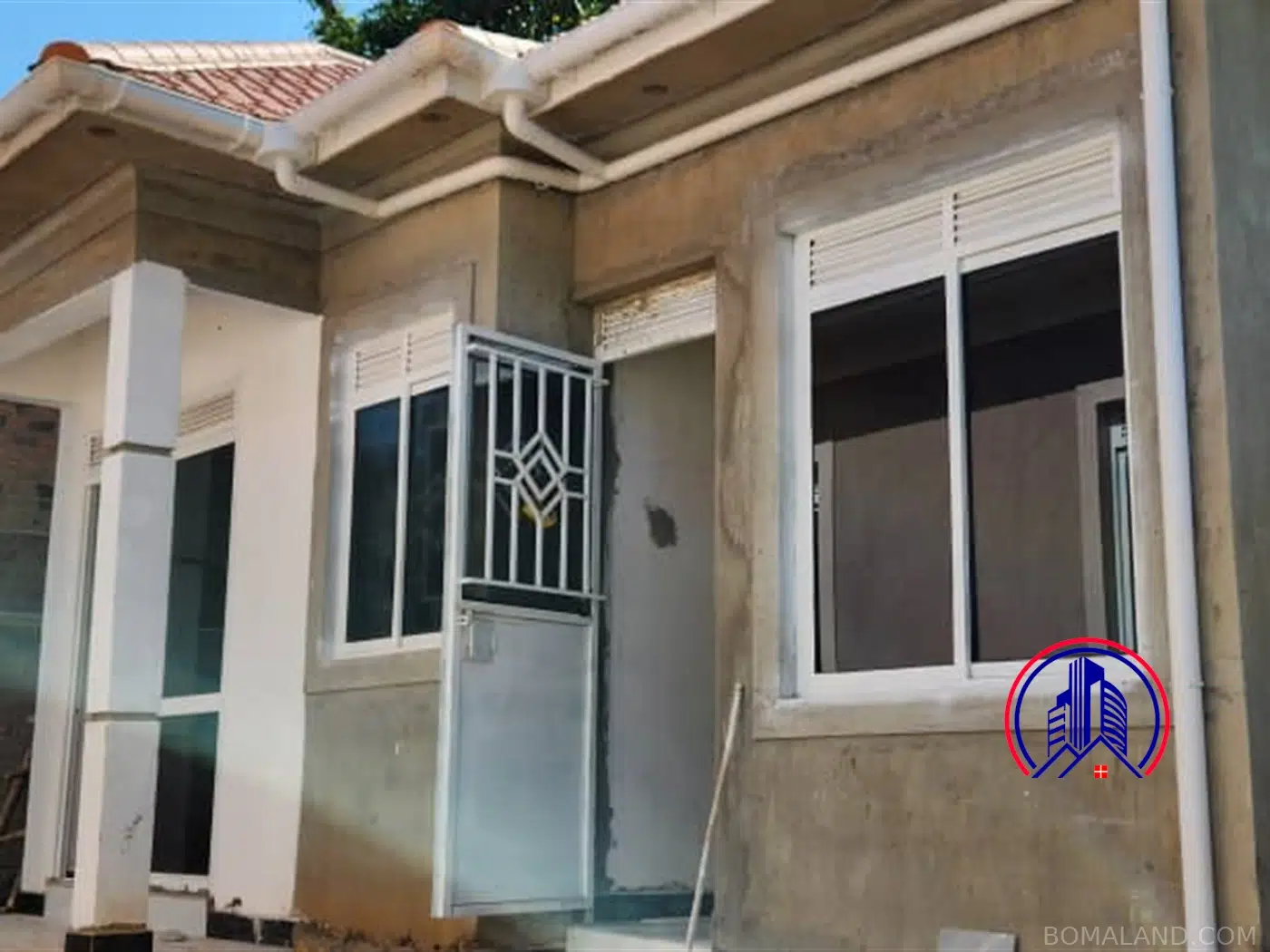 5 bedroom Storeyed house for sale in Kitende Wakiso Uganda