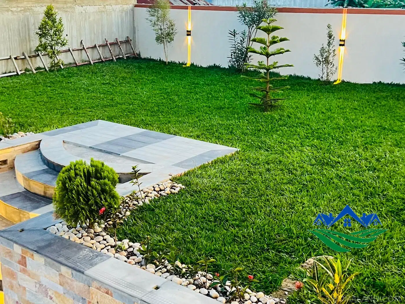 6 bedroom Mansion for sale in Kigo Wakiso Uganda