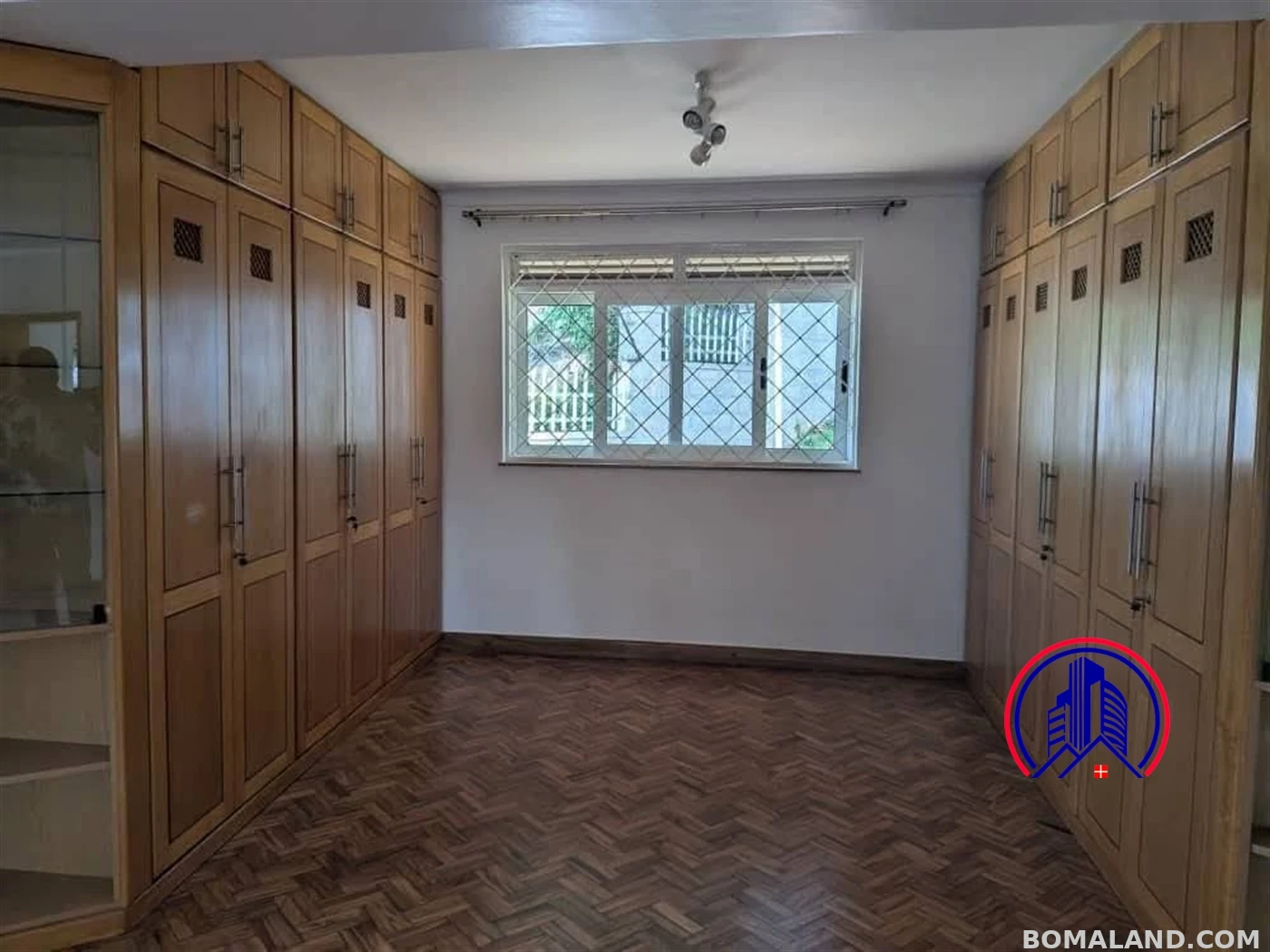 18 bedroom Mansion for rent in Kololo Kampala Uganda