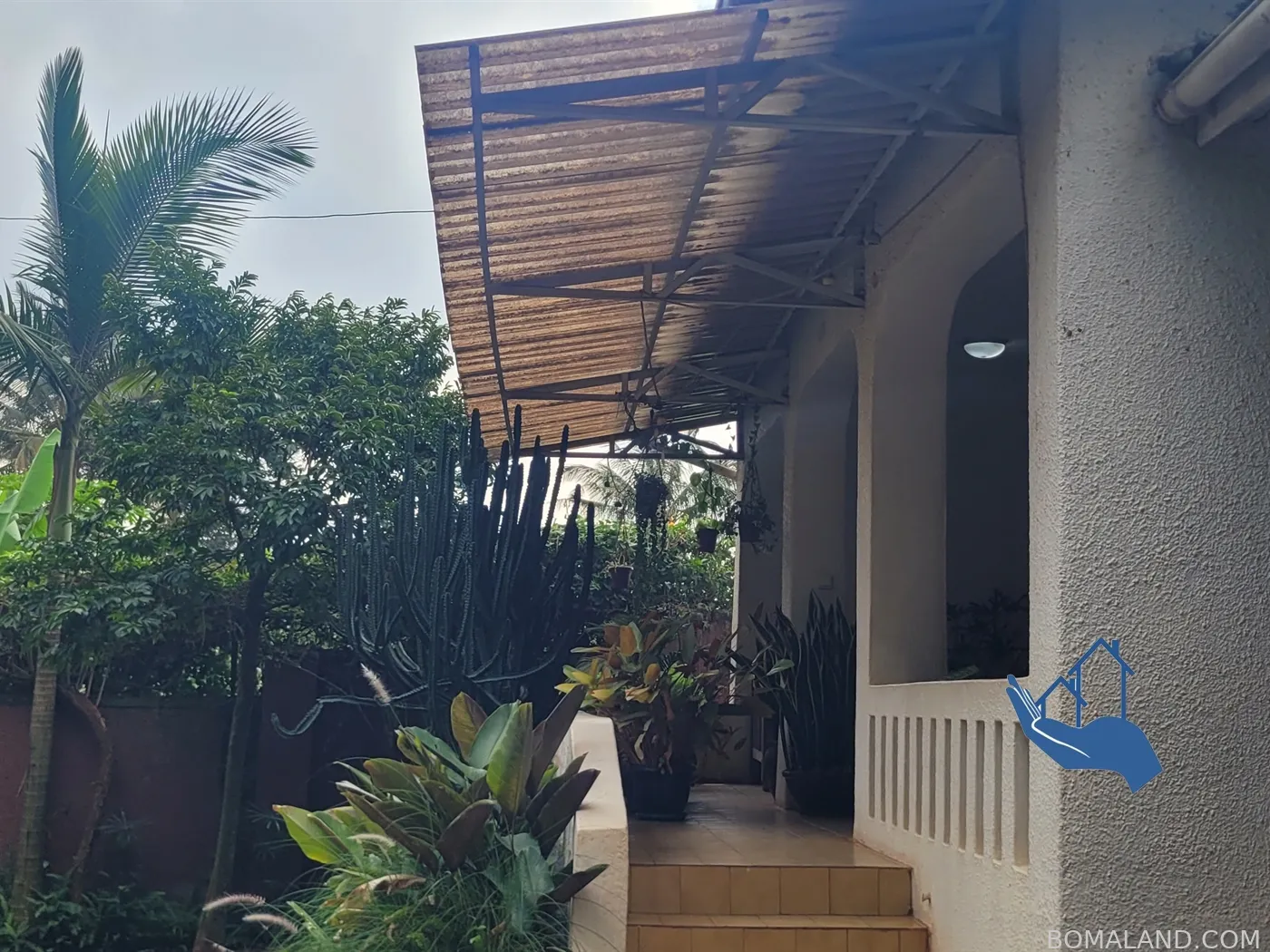 4 bedroom Bungalow for sale in Kansanga Kampala Uganda