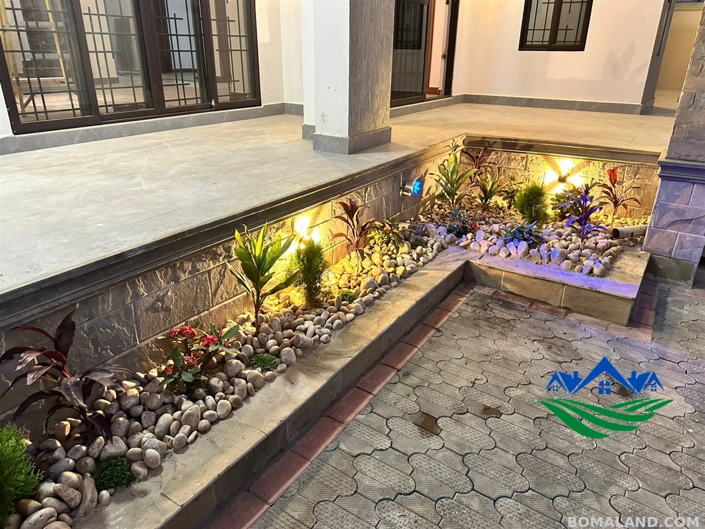 6 bedroom Villa for sale in Kyanja Kampala Uganda
