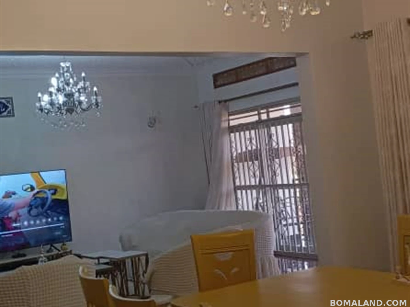 6 bedroom Bungalow for sale in Nakweelo Wakiso Uganda