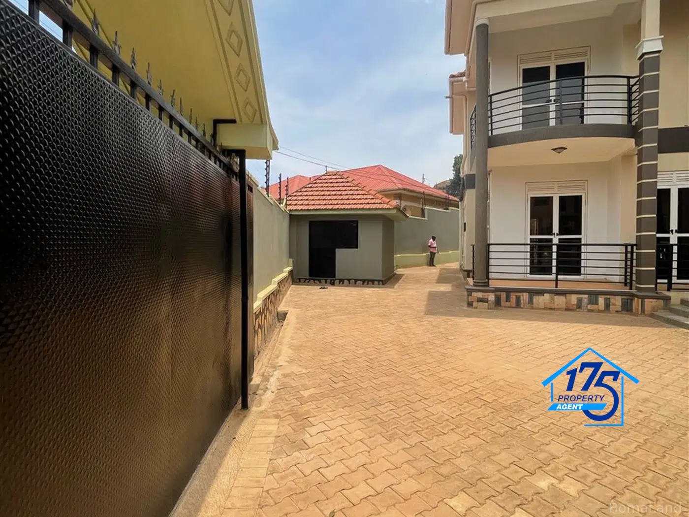 6 bedroom Mansion for sale in Najjera Wakiso Uganda