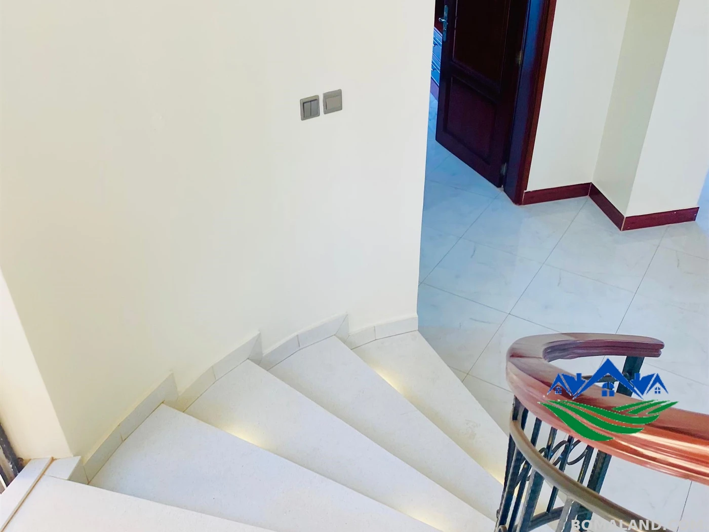 7 bedroom Mansion for sale in Munyonyo Wakiso Uganda