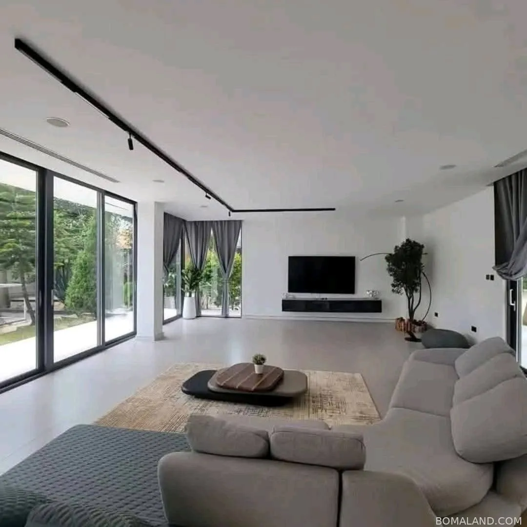 6 bedroom Mansion for sale in Munyonyo Kampala Uganda