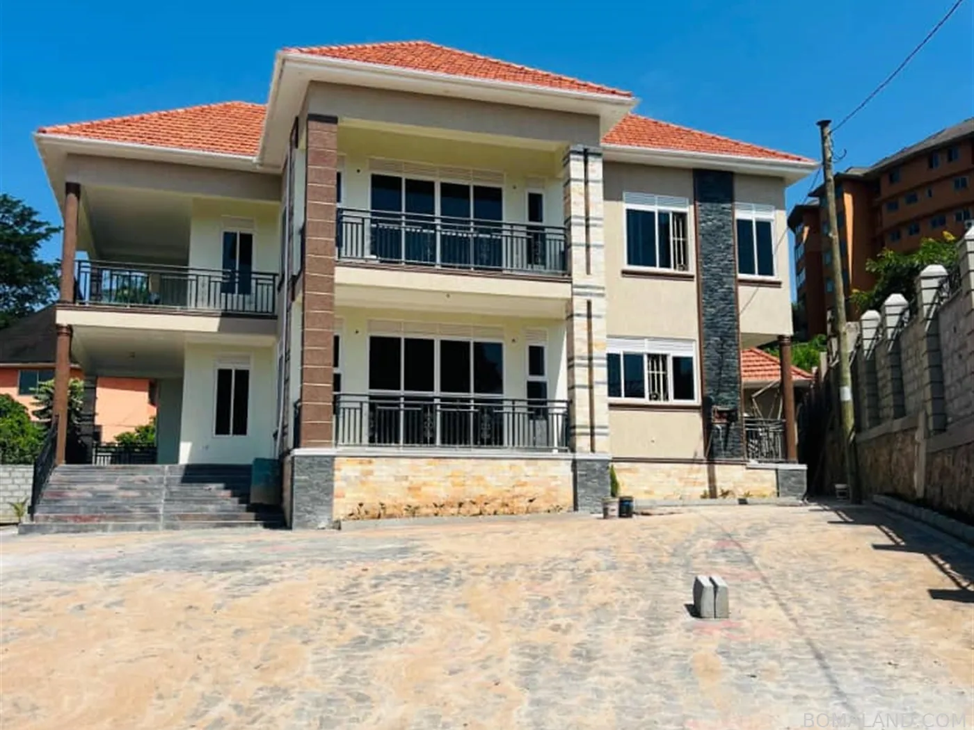6 bedroom Mansion for sale in Bwebajja Wakiso Uganda
