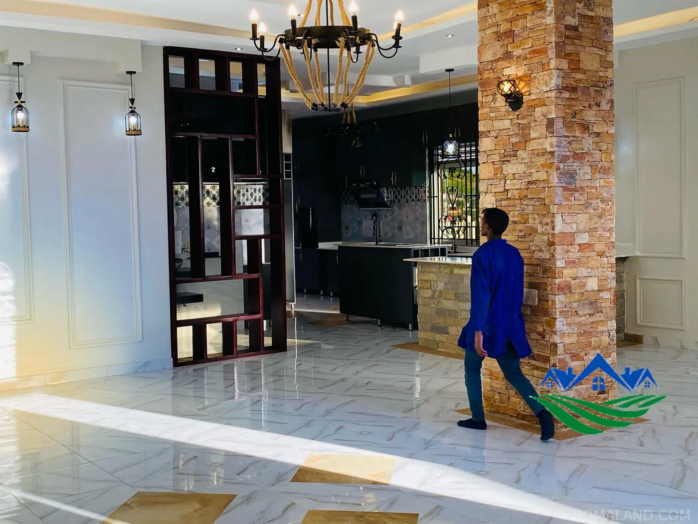 6 bedroom Bungalow for sale in Akright Wakiso Uganda