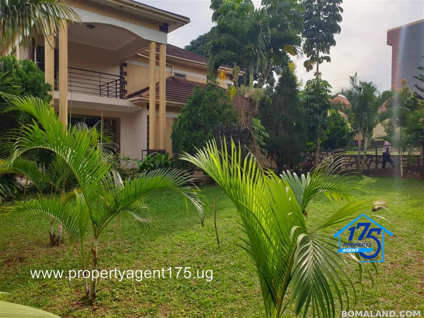 6 bedroom Duplex for sale in Najjera Wakiso Uganda
