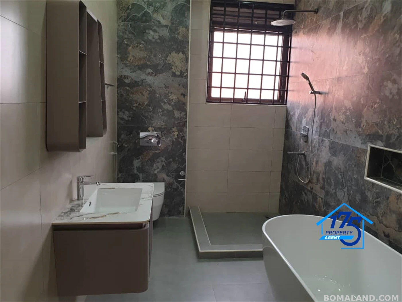 4 bedroom Duplex for sale in Entebbe Wakiso Uganda