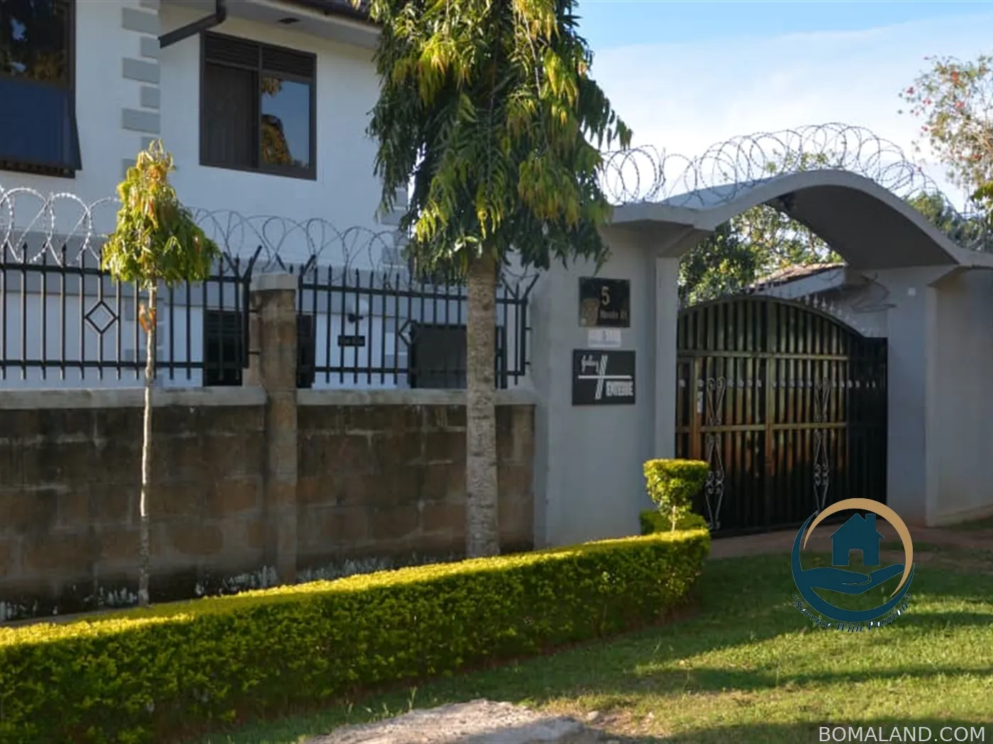 4 bedroom Villa for sale in Entebbe Wakiso Uganda