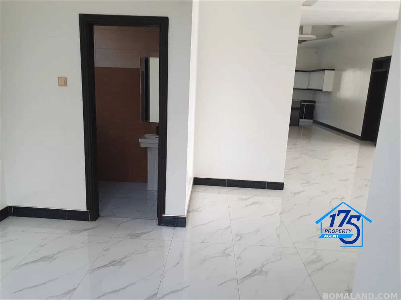 5 bedroom Duplex for sale in Najjera Wakiso Uganda