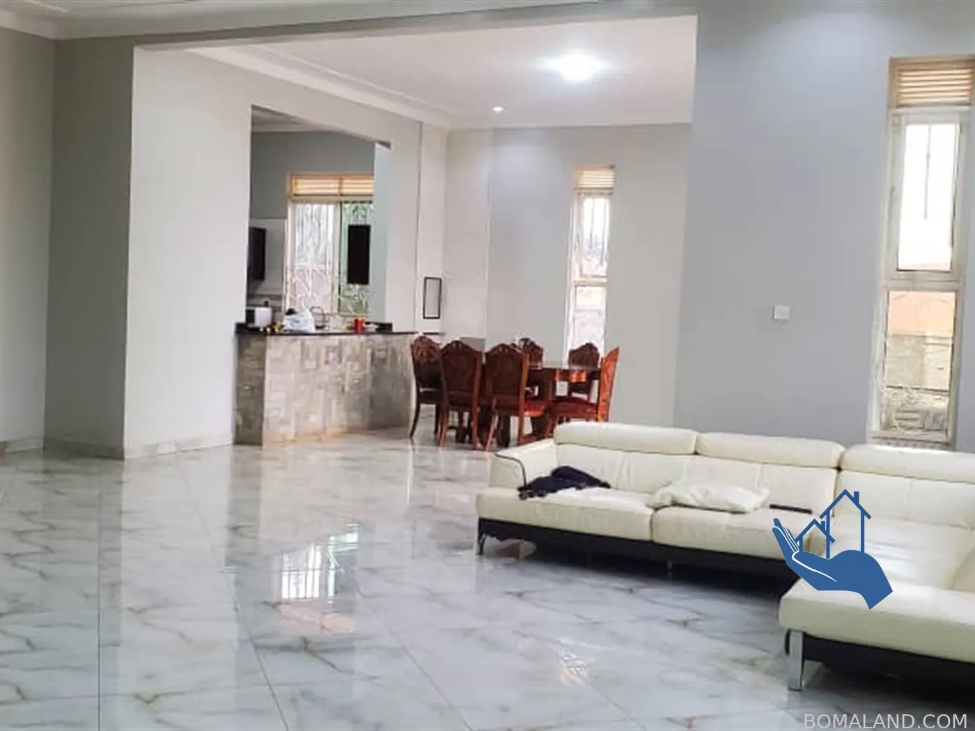 6 bedroom Mansion for sale in Kajjansi Wakiso Uganda