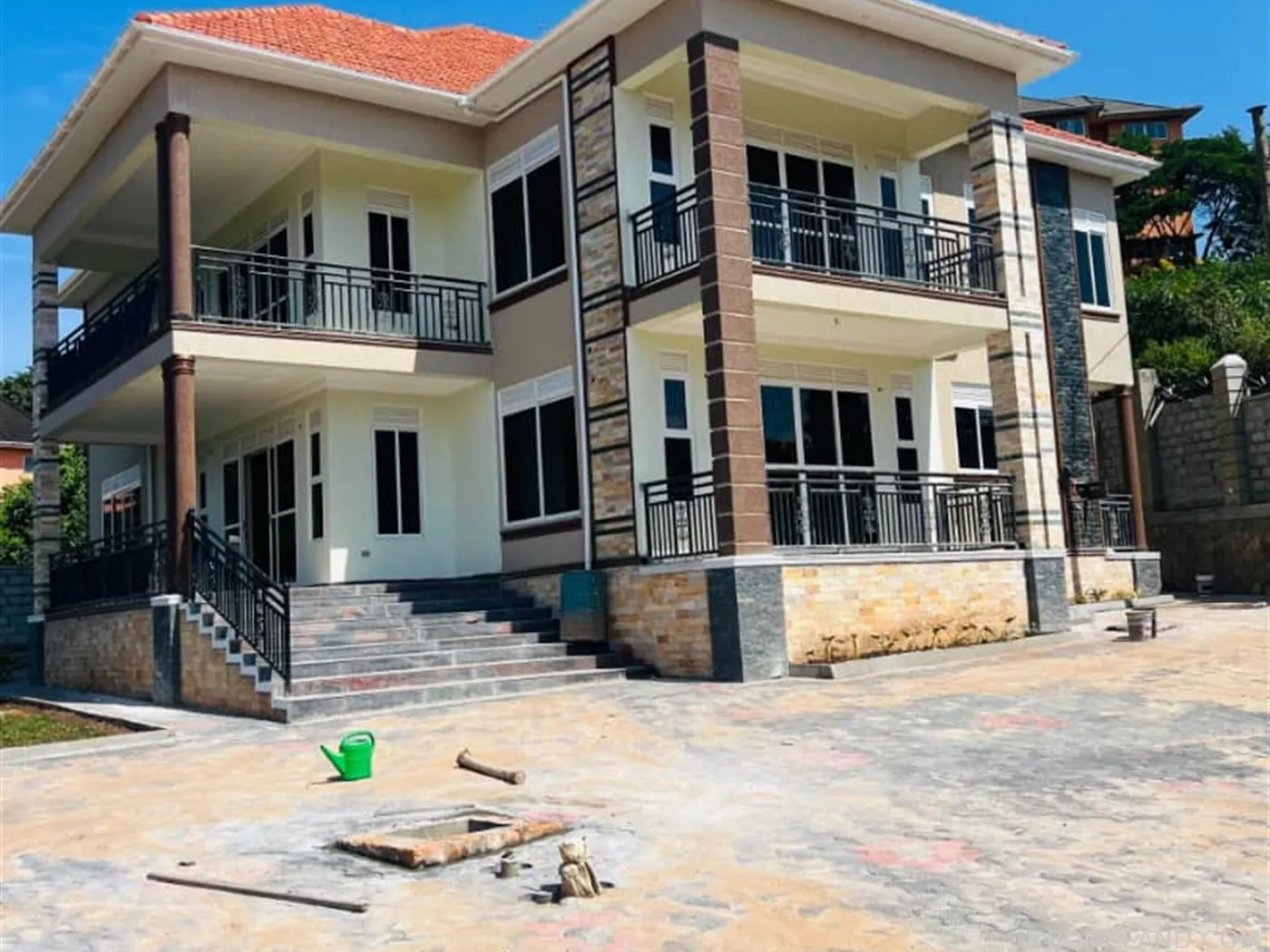 6 bedroom Mansion for sale in Bwebajja Wakiso Uganda