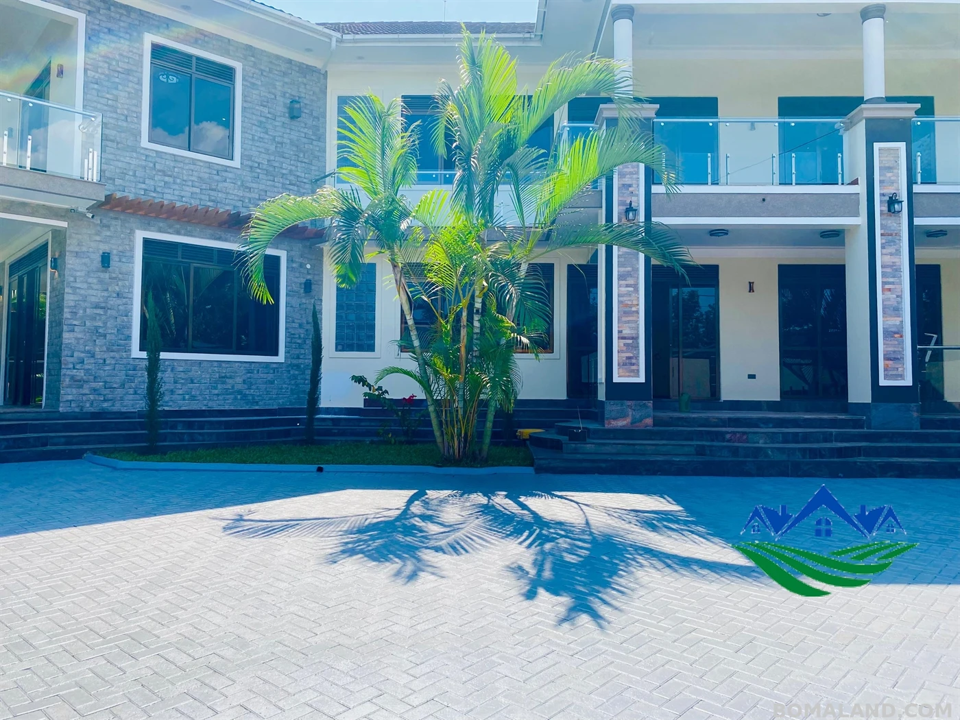 5 bedroom Mansion for sale in Munyonyo Wakiso Uganda