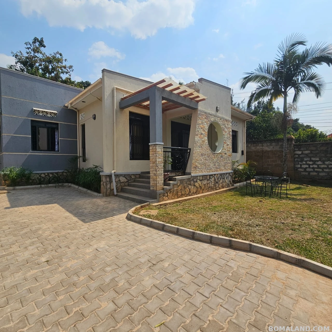 3 bedroom Bungalow for rent in Muyenga Kalungu Uganda