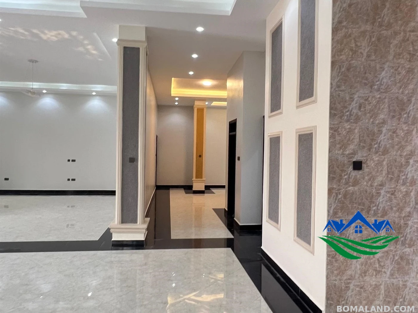 5 bedroom Bungalow for sale in Kitende Wakiso Uganda