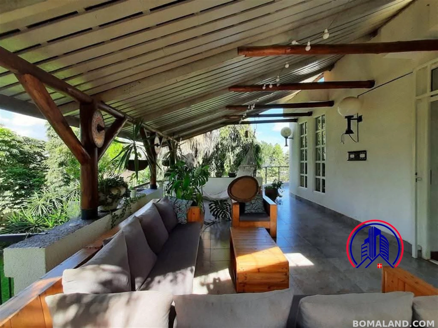 4 bedroom Storeyed house for rent in Bbunga Kampala Uganda