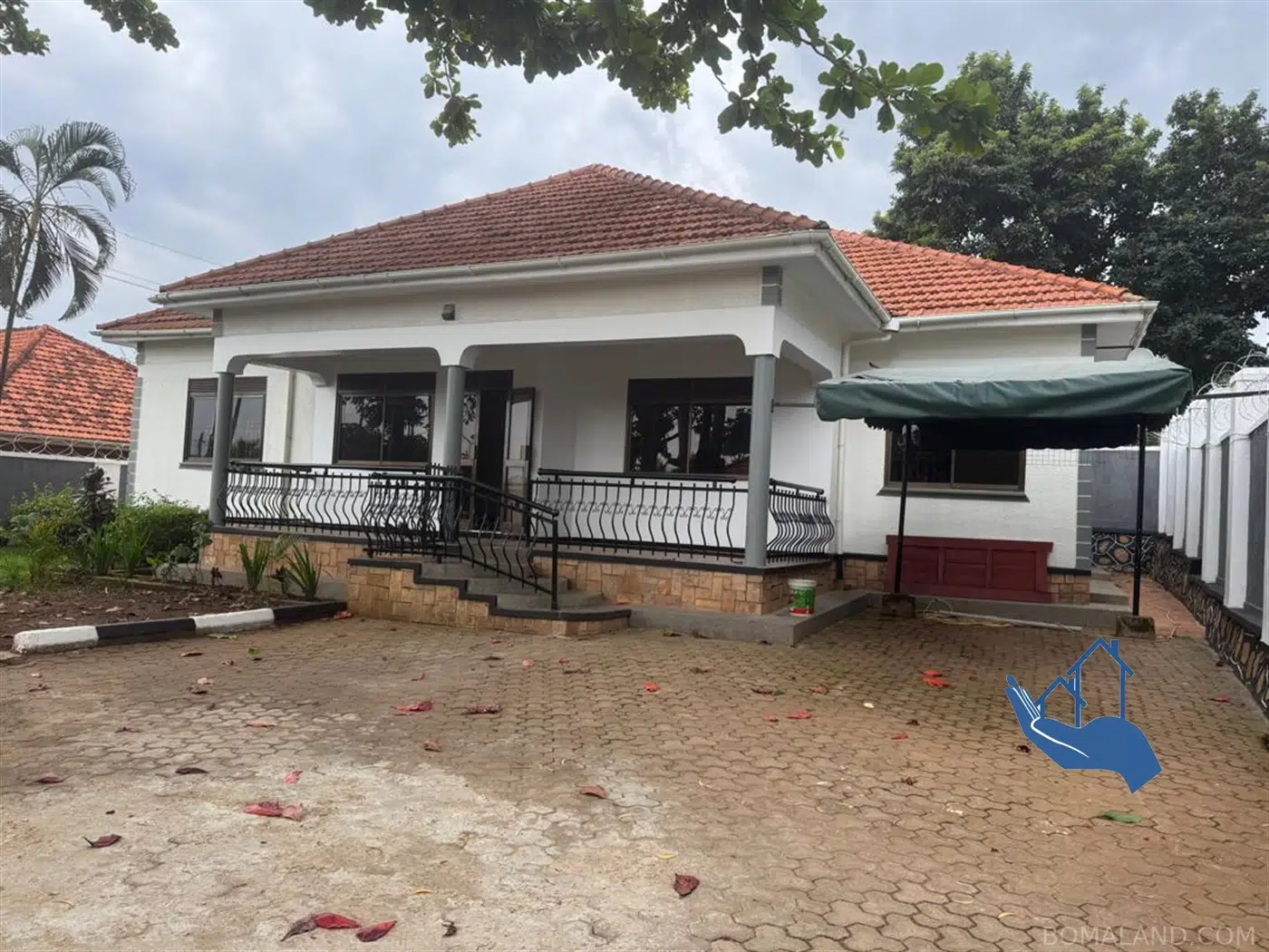 4 bedroom Bungalow for sale in Bukasa Kampala Uganda