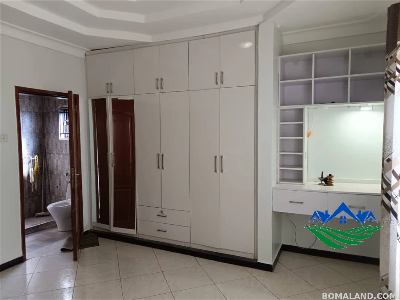 4 bedroom Bungalow for sale in Lweza Mukono Uganda
