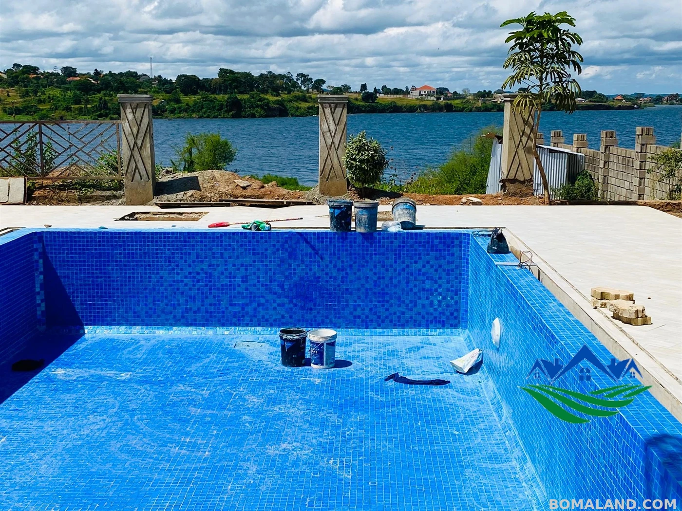 7 bedroom Mansion for sale in Kigo Wakiso Uganda