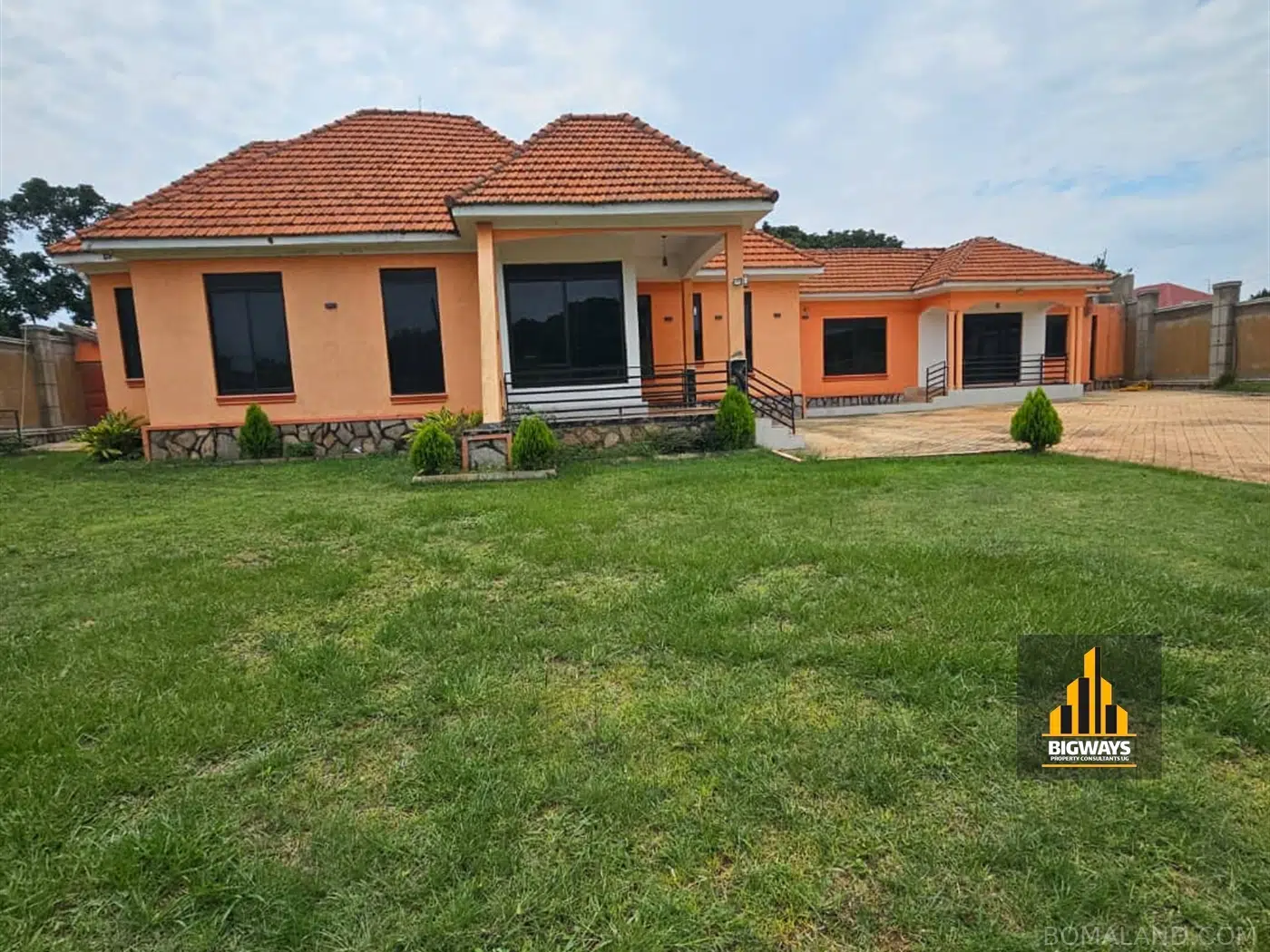 4 bedroom Bungalow for sale in Kitende Wakiso Uganda