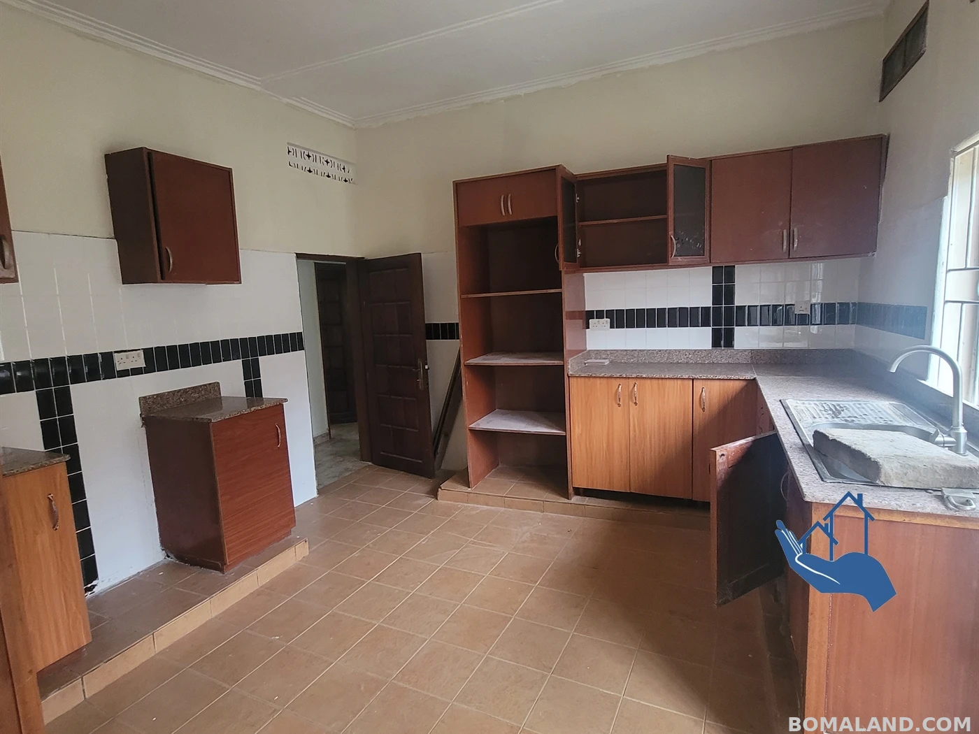 3 bedroom Bungalow for rent in Muyenga Kampala Uganda