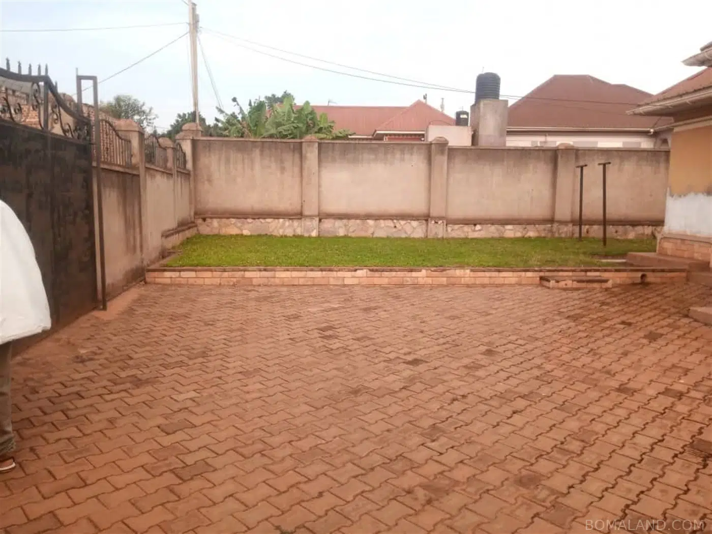 4 bedroom Bungalow for sale in Jjoggo Mukono Uganda