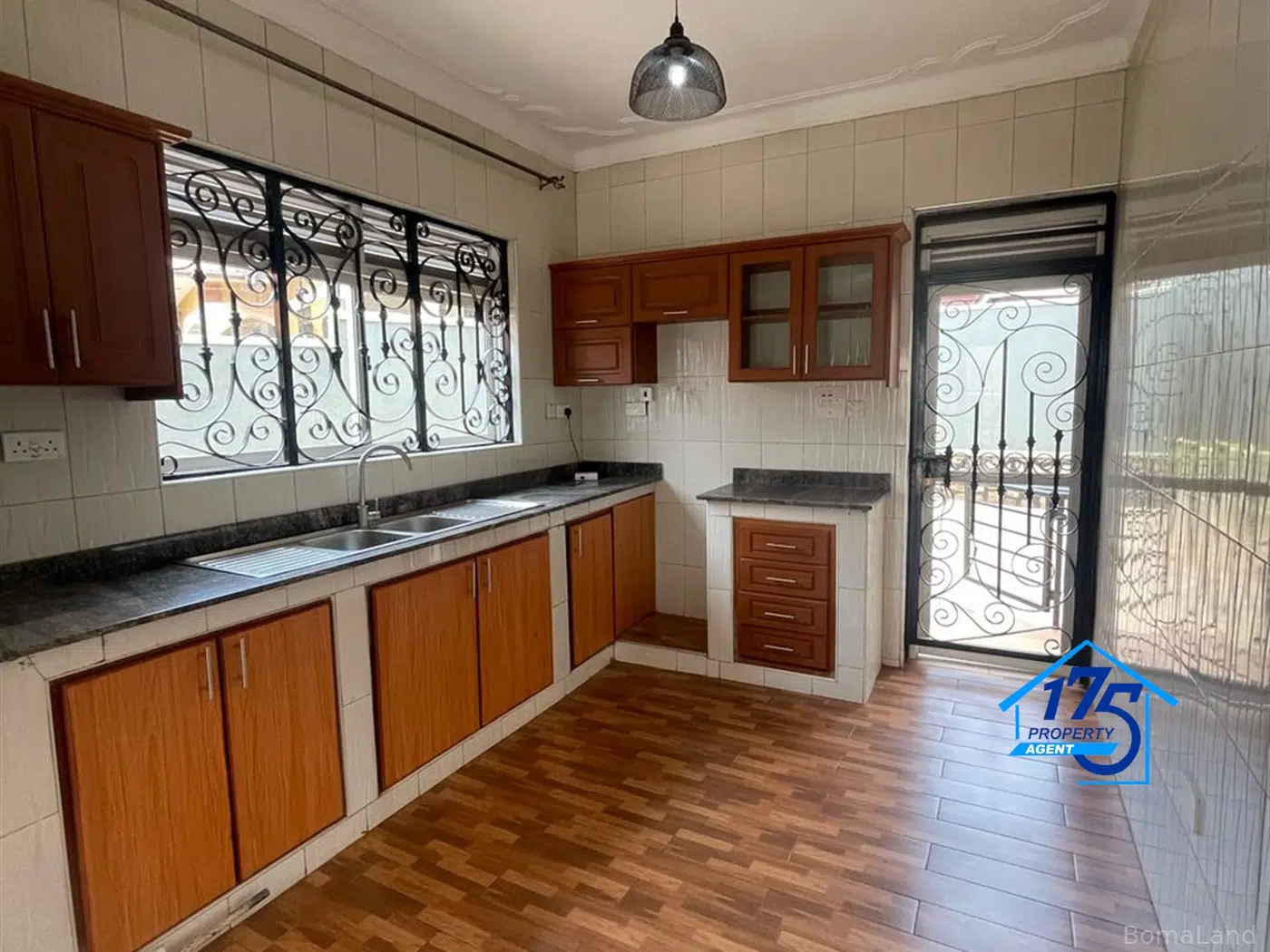 6 bedroom Mansion for sale in Najjera Wakiso Uganda