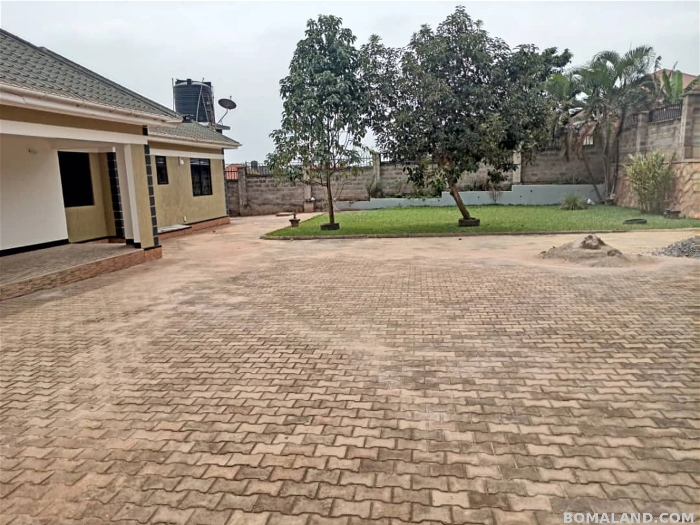 3 bedroom Bungalow for sale in Buwaate Wakiso Uganda